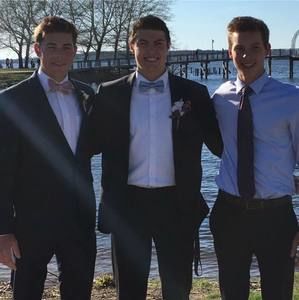 Meet your Posher, Collin